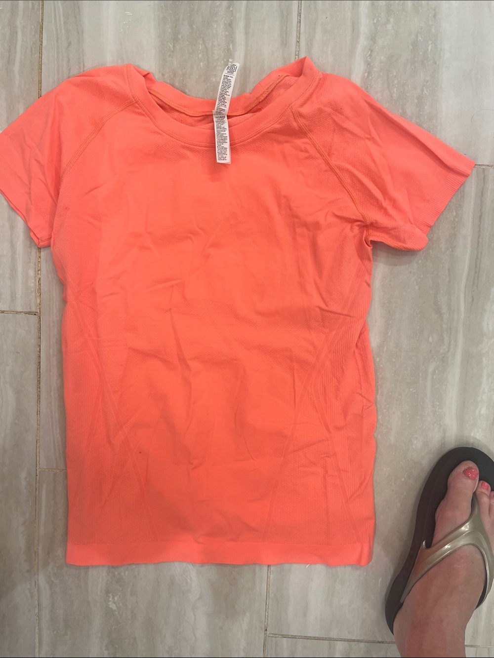 Athleta Coral Short Sleeve Active Tee